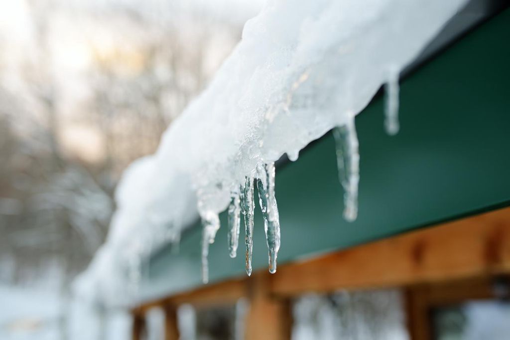 How Much Does Ice Dam Removal Cost in Minnesota?